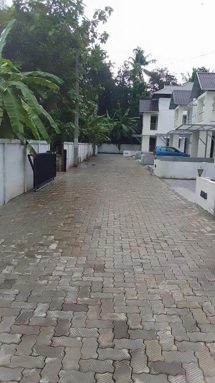 Fully Furnished 3Bhk 2 Floor Villa Angamali Eksteriør bilde